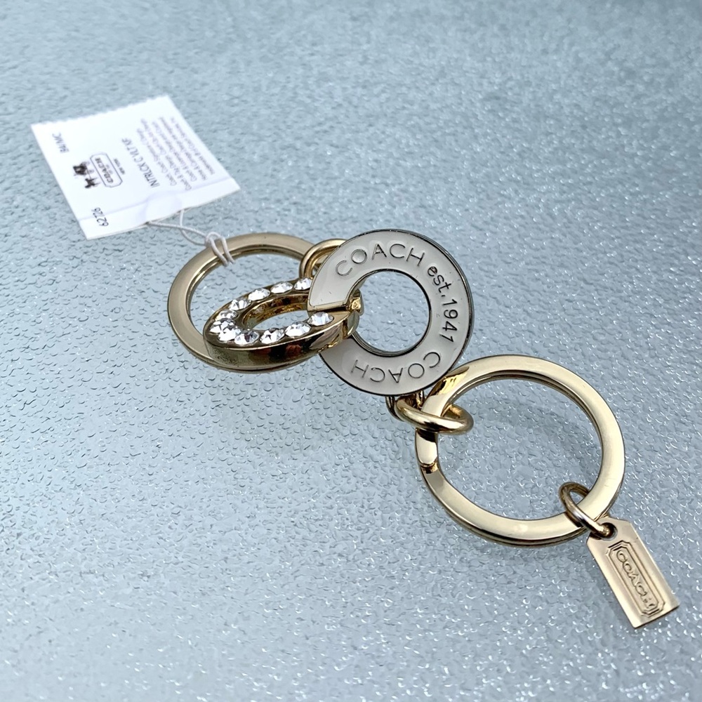 Coach Interlocking C Crystal Rhinestones Bling White and Gold Tone Valet Key Fob
